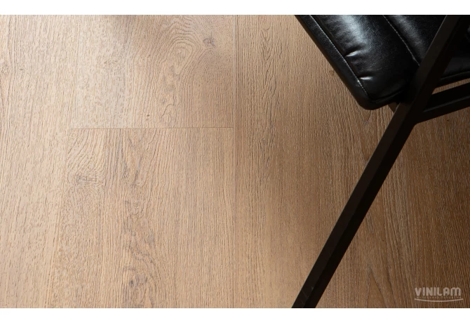 Кварц-винил Дуб Гранада (1227*232*2,5 мм) — купить в Бийске