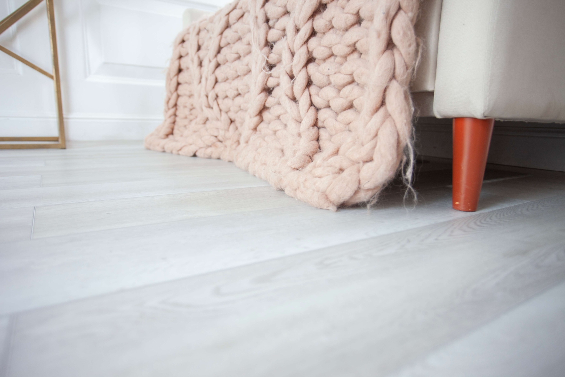 SPC ламинат «Damy Floor» Дуб Зимний (1220*180*4 мм) — купить в Бийске