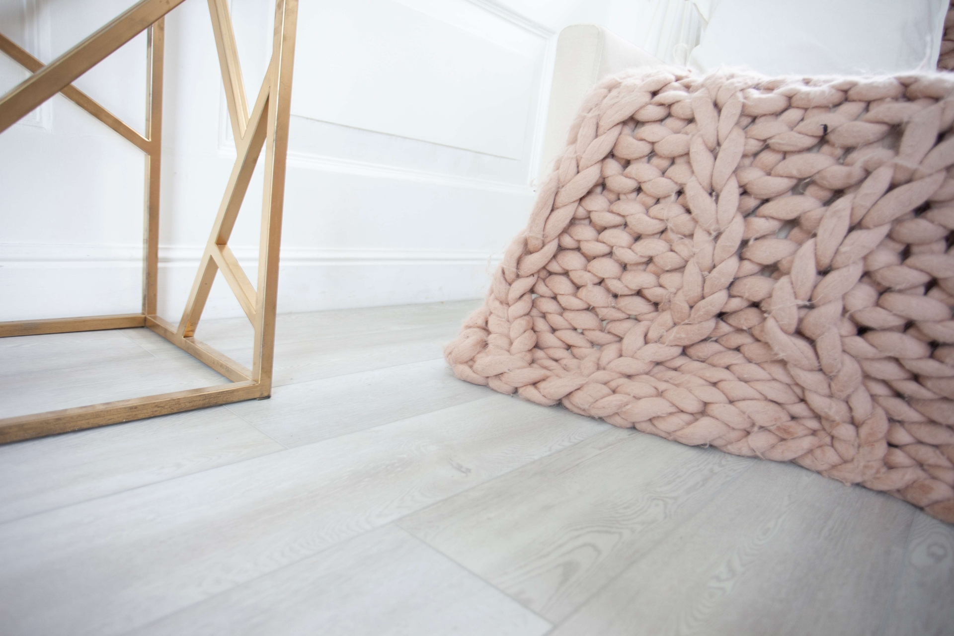 SPC ламинат «Damy Floor» Дуб Зимний (1220*180*4 мм) — купить в Бийске