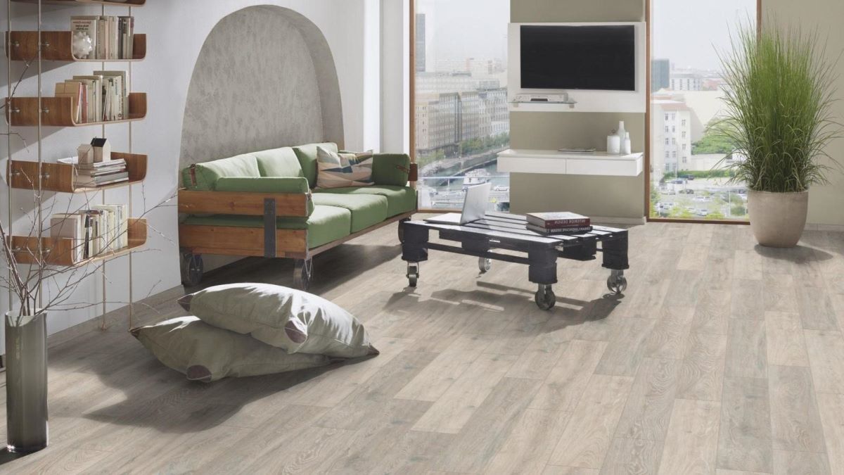 Ламинат "Kronospan" Super Natural Classic Дуб Колорадо 5543 (1285*192*8 мм) — купить в Бийске