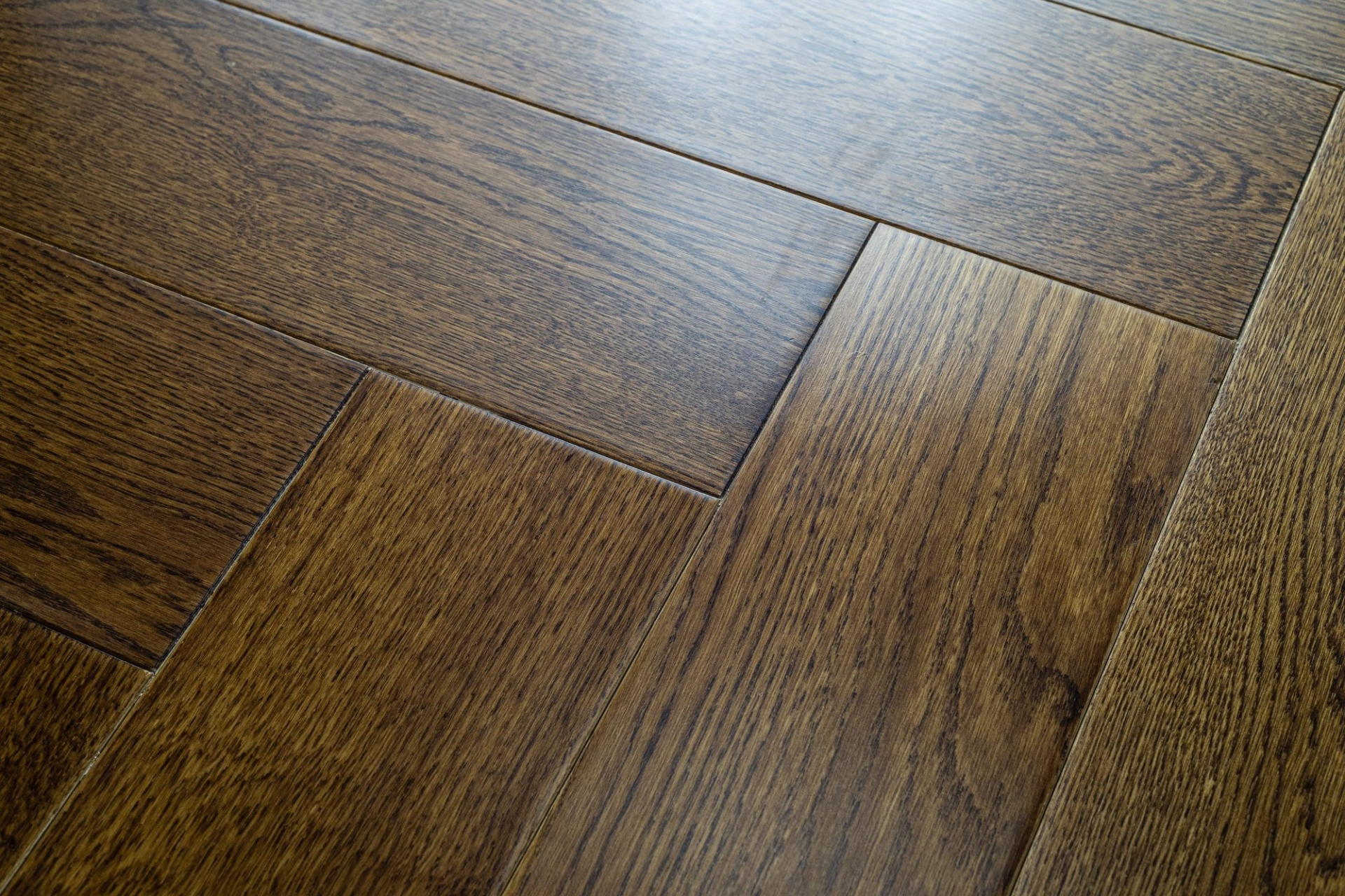 Инженерный паркет «Damy Floor» Ореховый (укладка елочкой) — купить в Бийске