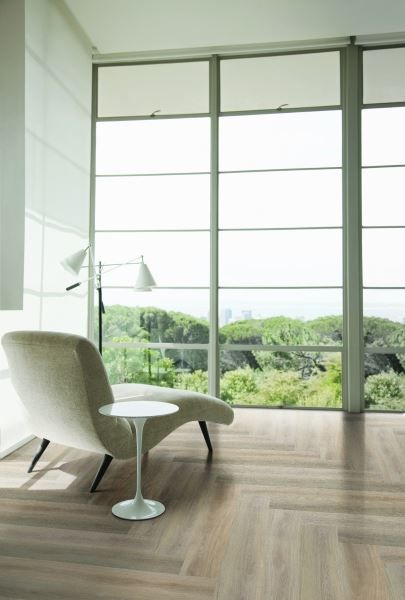 Кварцвиниловая плитка "LG" Орешник классический (1200*180*2 мм) — купить в Бийске