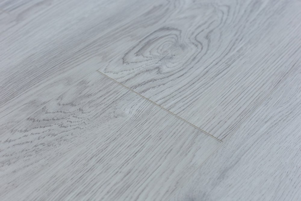 Замковая ПВХ плитка "Art Tile" Ясень Эдмонтон (1220*152*5 мм) — купить в Бийске