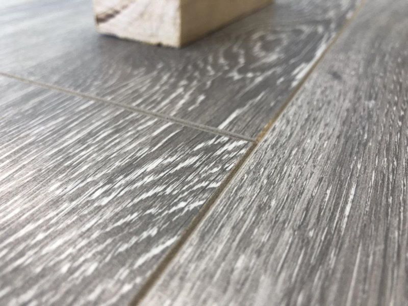 Ламинат "SunFloor" 8/32 4V Дуб Гвинея 34 (1380*193*8 мм) — купить в Бийске