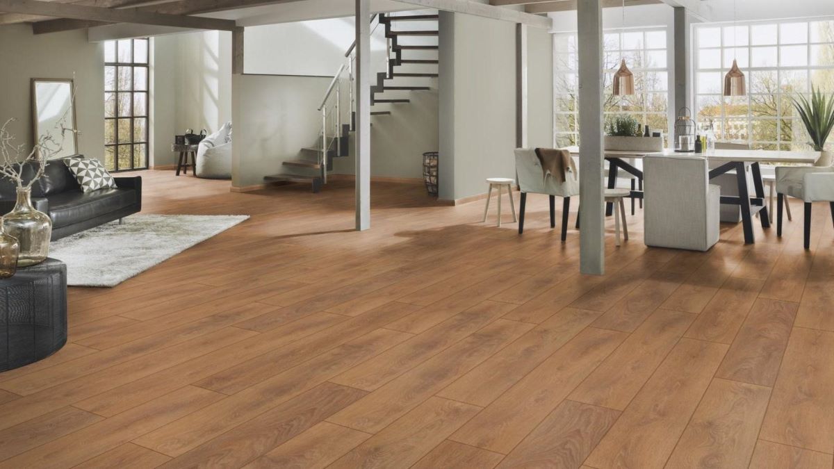 Ламинат "Kronospan" Super Natural Classic Дуб Харлех 8573 (1285*192*8 мм) — купить в Бийске